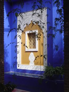 Typich marokkanischer Baustil, zu bewundern im Jardin Majorelle, Marrakesch
